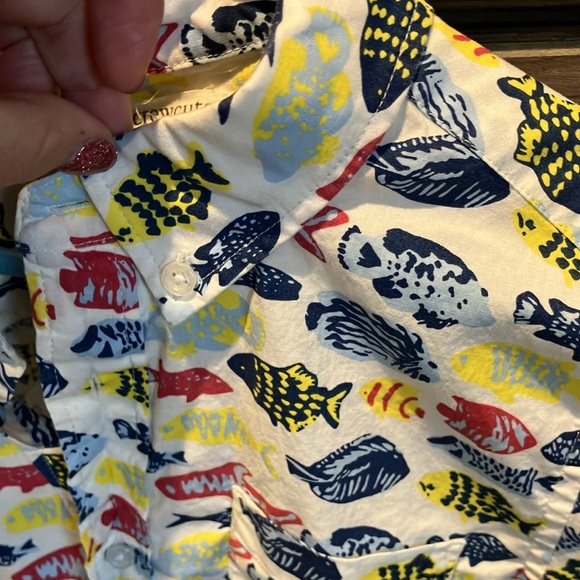 Boys short sleeve button down shirt. By Crewcuts size 8 - Picture 5 of 6